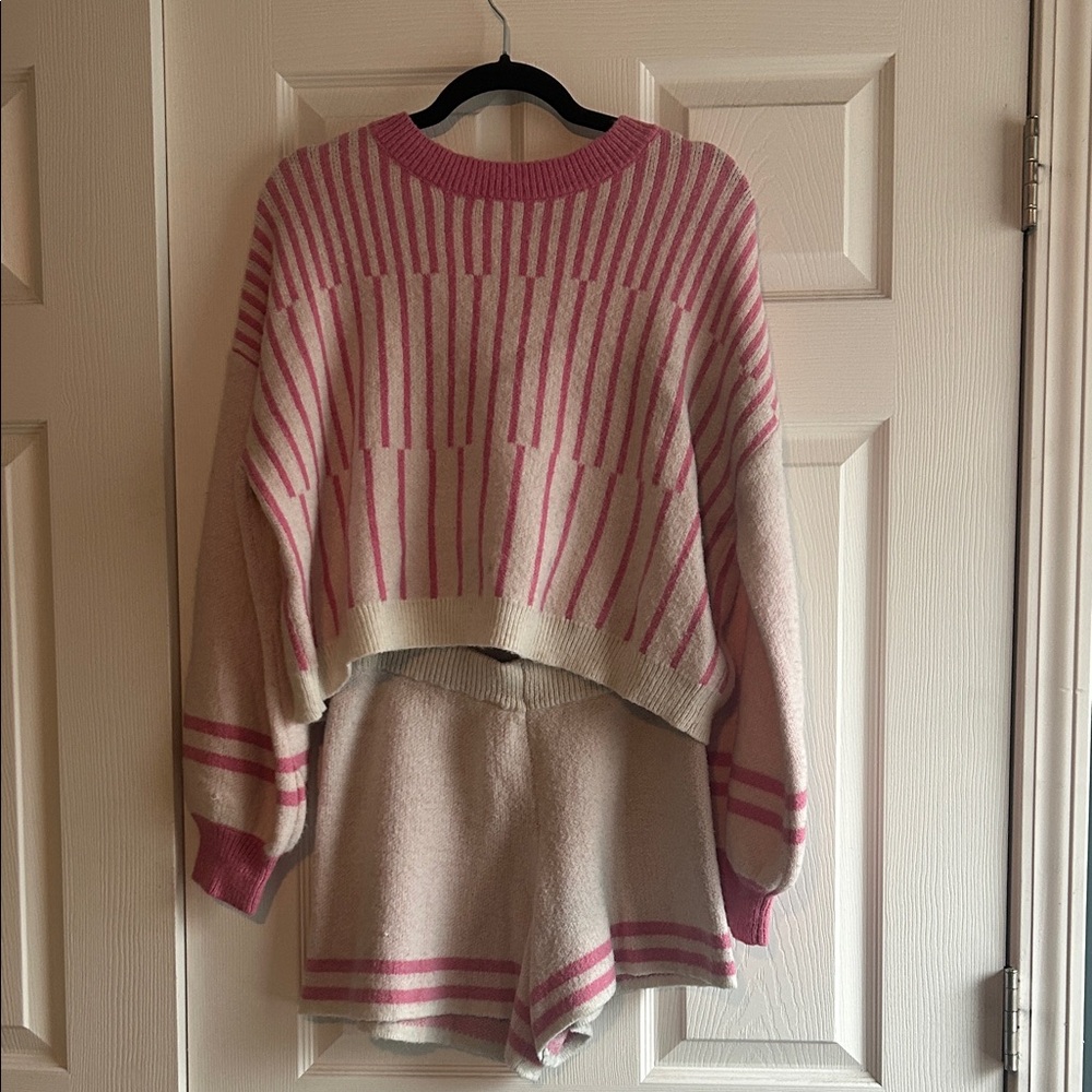 Cream & Pink Striped Women's Sweater Set